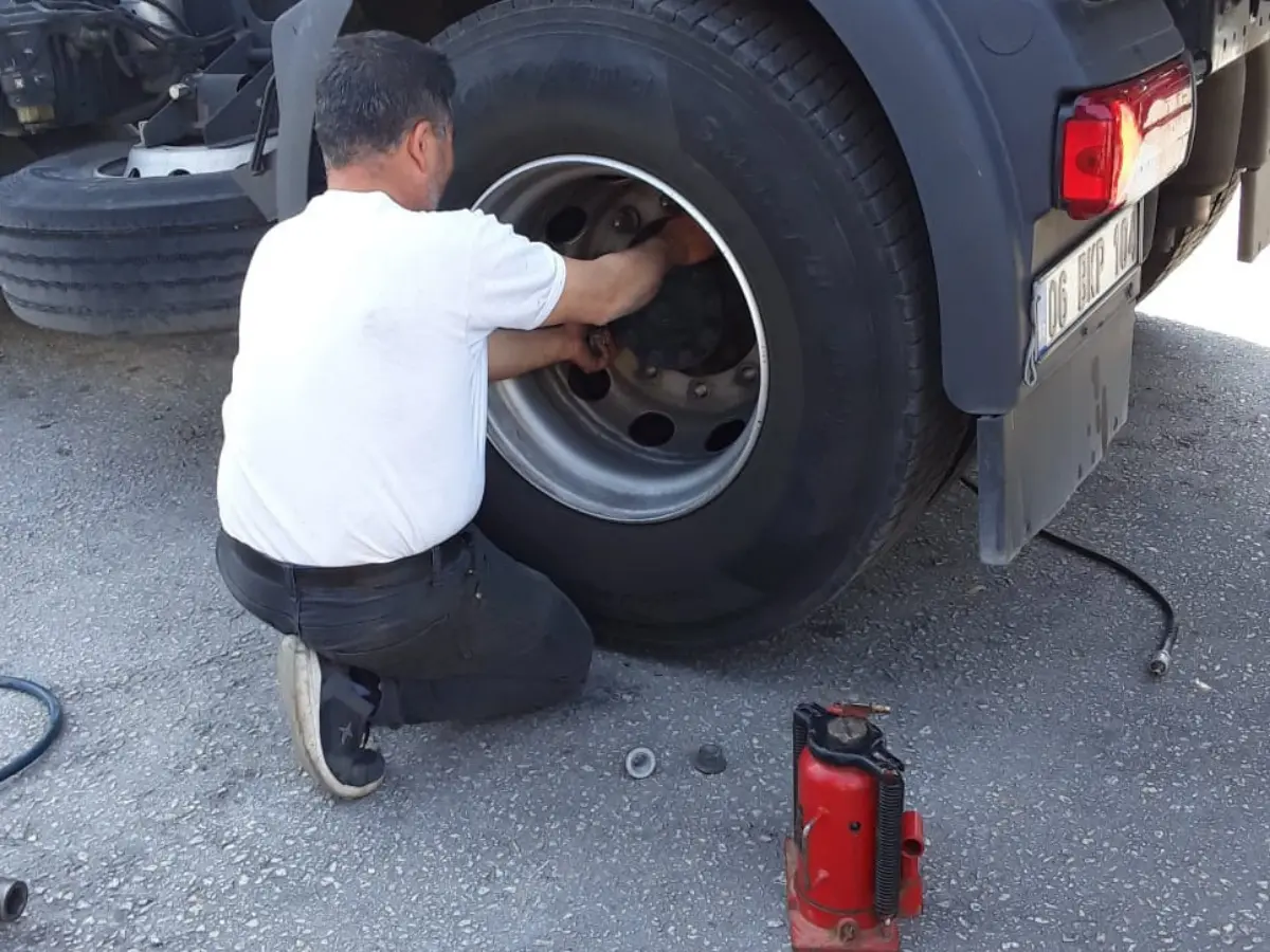 Karasu Oto Lastikçi
